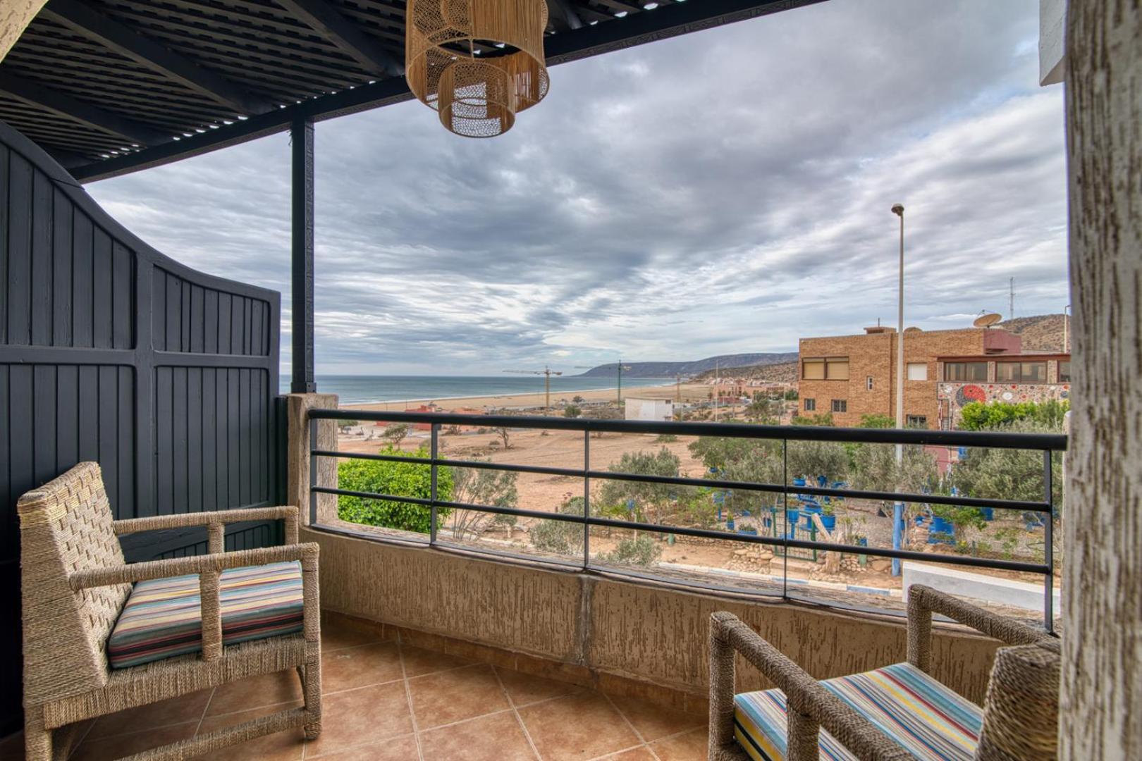 Pearl Surf Camp Morocco Hotel Imi Ouaddar ภายนอก รูปภาพ